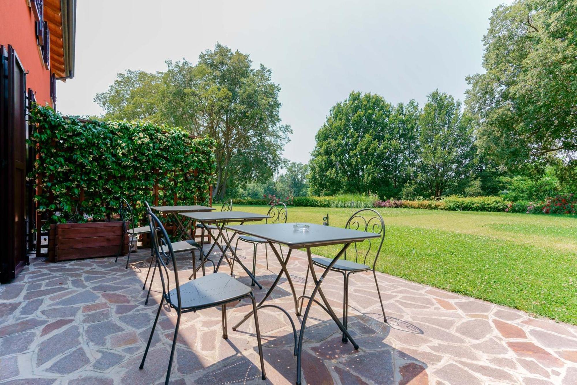 B&B Hole6 Castenaso Luaran gambar